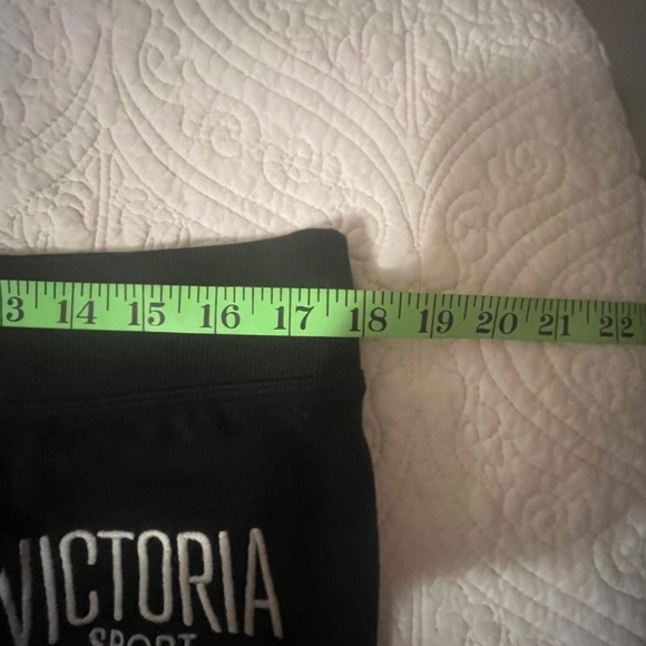 Victoria Sport Black Joggers, size Large - Picture 4 of 8
